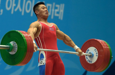triple record burst for kim un guk