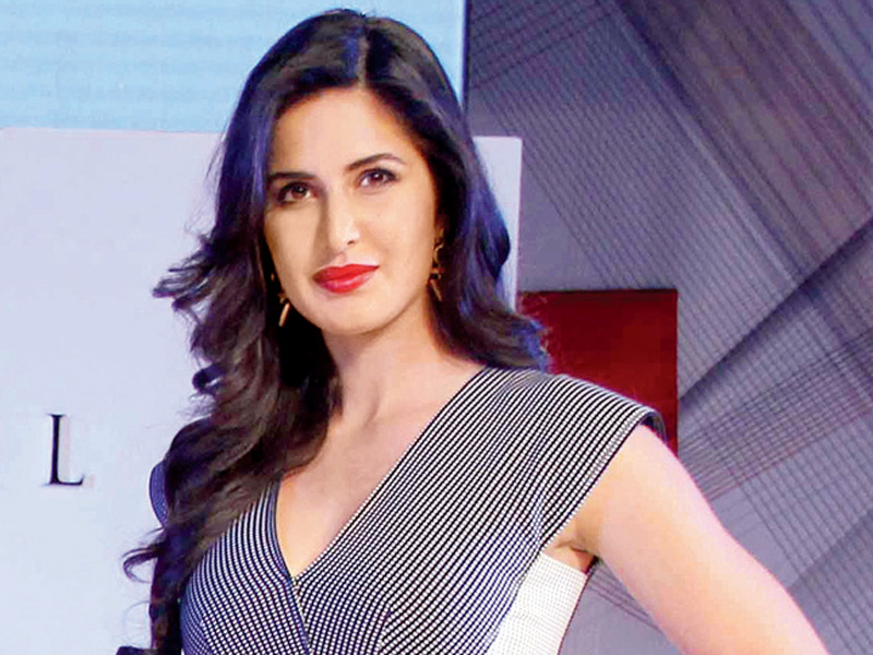 katrina kaif from boom to bang bang