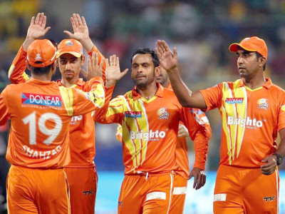 champions league t20 lahore lions keep semi final hopes alive