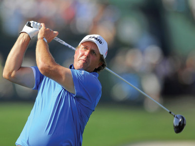 mickelson comes under fire for criticism