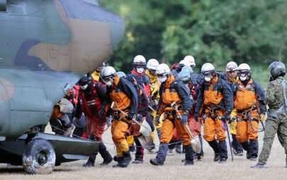 japan volcano death toll hits 48 as new bodies found