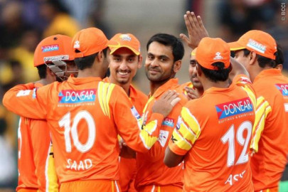 lions roar across the border