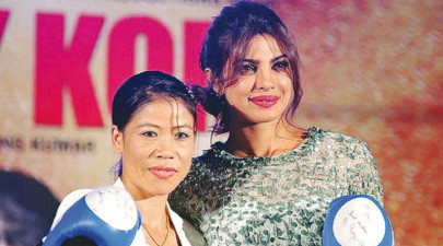 priyanka chopra lauds queen of the ring