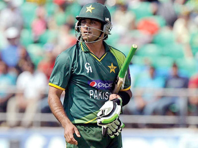 pak aus series afridi s second captaincy stint shaken by hafeez loss pak aus series afridi s second captaincy stint shaken by hafeez loss