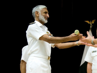 admiral zakaullah takes charge as new navy chief