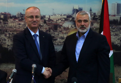 palestinian unity government holds first gaza meeting