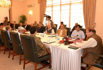 civil military huddle pakistan seeks to defuse tension with india