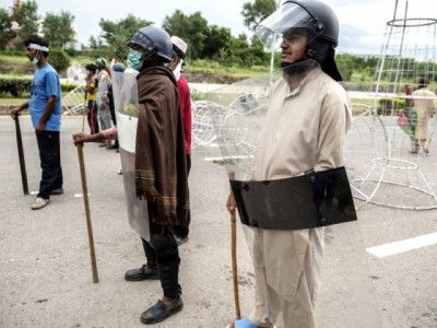 check post search pat workers seize pistol from policeman check post search pat workers seize pistol from policeman