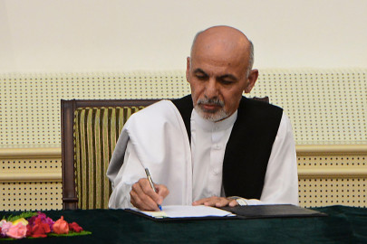 president ghani yet to unveil policy to establish peace with taliban