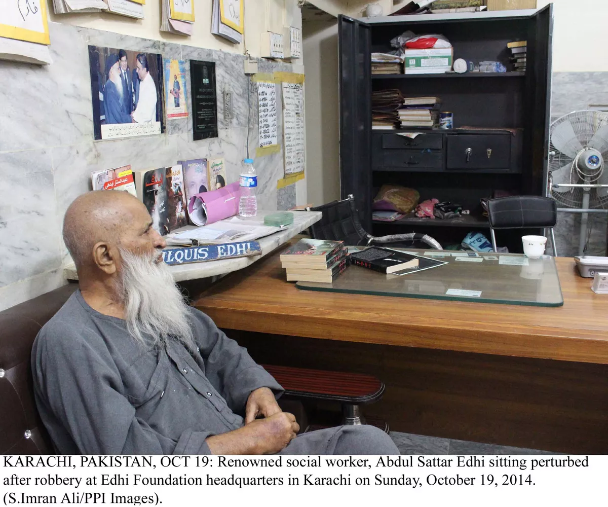 robbing edhi robbing edhi