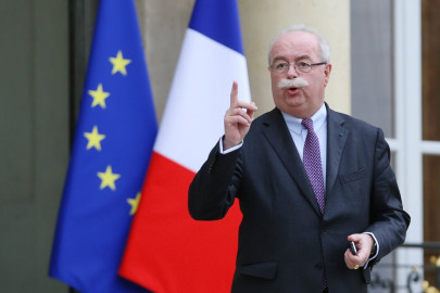 ceo of french oil giant total killed in moscow plane crash