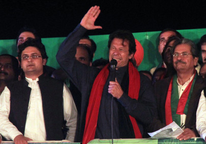 no short cuts in life imran vows to continue dharna till nawaz resigns as pat winds up