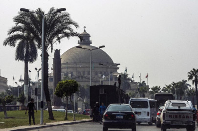 bomb blast outside cairo university wounds nine people
