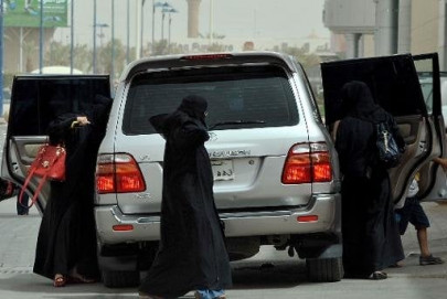 saudi arabia to deal strictly with female drivers