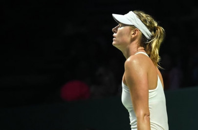 sharapova out of wta finals serena year end number one