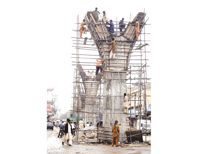 metro bus project costs add up due to sit in delays