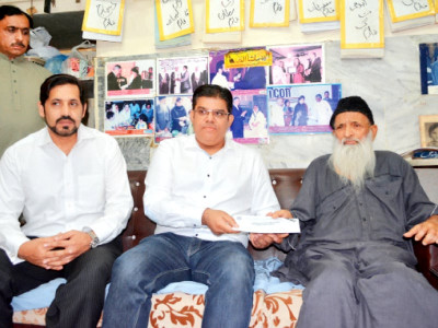 contributing to a cause real estate developer hands over rs50m to edhi