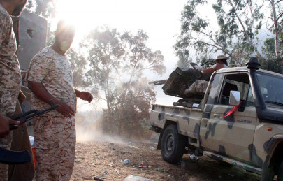 lebanon army attacks gunmen in historic tripoli market