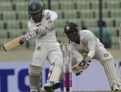 1st test bangladesh take narrow lead on day two