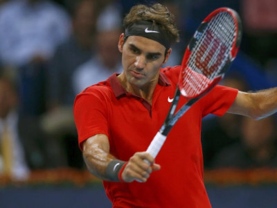 paris masters federer looking to wrestle top spot from djokovic