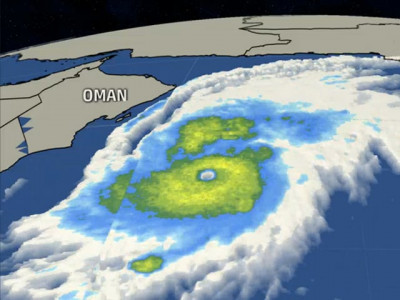 cyclone nilofar undergoes rapid weakening may dissipate before making landfall in pakistan