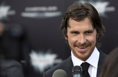 christian bale pulls out of steve jobs biopic report christian bale pulls out of steve jobs biopic report