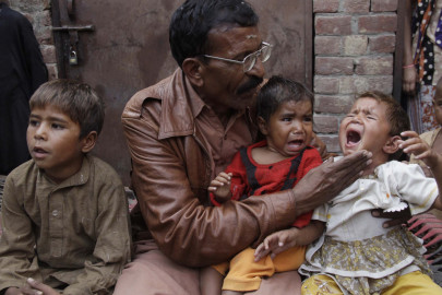 shahbaz sharif announces rs5m for family of deceased christian couple accused of blasphemy shahbaz sharif announces rs5m for family of deceased christian couple accused of blasphemy