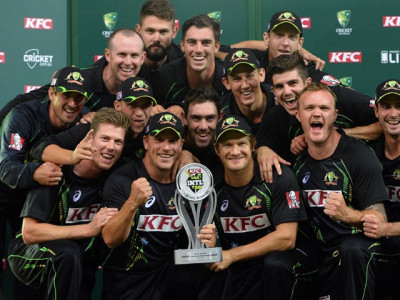 3rd t20 white navigates sydney thriller as australia clinch series decider