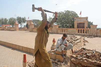 temple case shc wants restoration work to start immediately