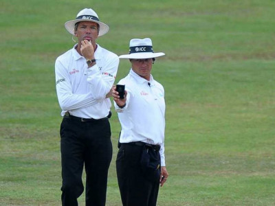 broadcasting umpire chats to be trialled