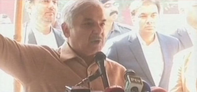 flood victims chant go nawaz go slogans as punjab cm visits bhawana tehsil