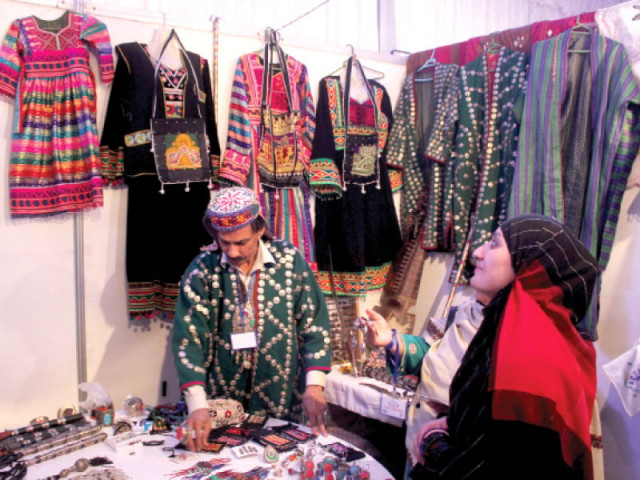 fostering skills arts and crafts exhibition kicks off fostering skills arts and crafts exhibition kicks off