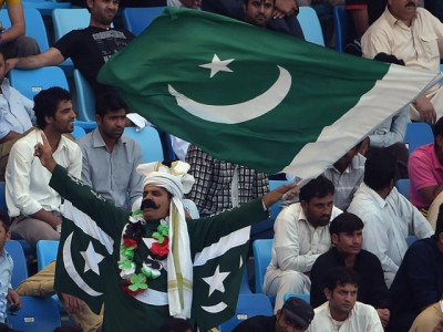 pakistan players may be unpredictable but they deserve better fans pakistan players may be unpredictable but they deserve better fans