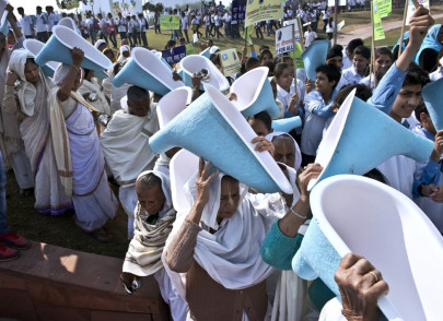 un calls for end to open defecation amid ebola threat