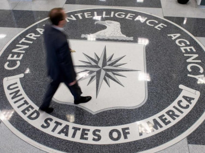 cia chief weighs ambitious overhaul of spy agency