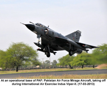 pilot killed after paf aircraft crashes near karachi