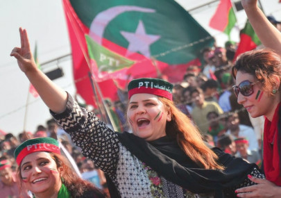 public gathering aliabad brims with people to show support for imran