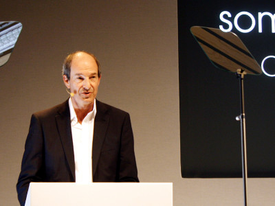 a multi sensory future for fabrics