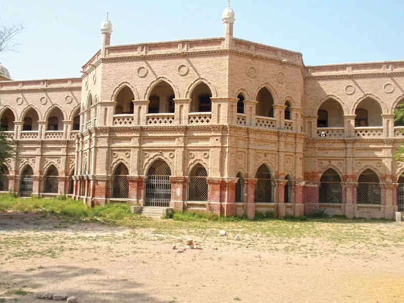 through the sands of time holding on to the memories of shikarpur through the sands of time holding on to the memories of shikarpur