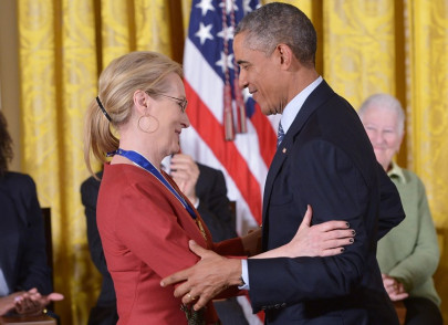 barack obama honors meryl streep with love
