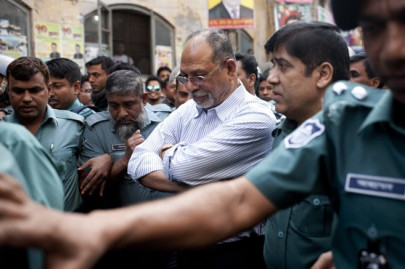 bangladesh former minister surrenders after hajj criticism