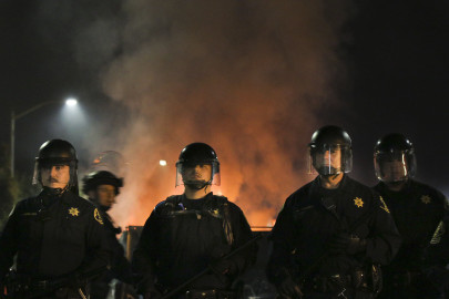 two fbi agents shot at house near ferguson unrest   broadcaster