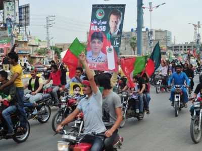 800 policemen deployed in lahore ahead of pti s rally