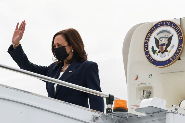 u s vice president kamala harris arrives in singapore august 22 2021 photo reuters u s vice president kamala harris arrives in singapore august 22 2021 photo reuters