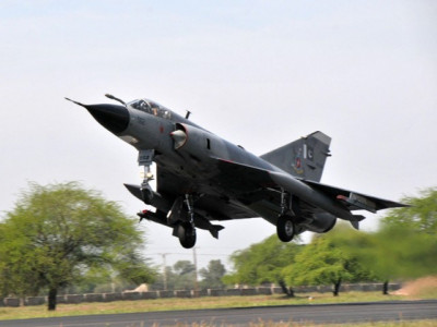 pilots survive paf training aircraft crash pilots survive paf training aircraft crash