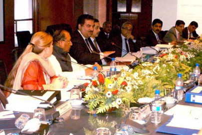 pakistan set to achieve export target says dastgir