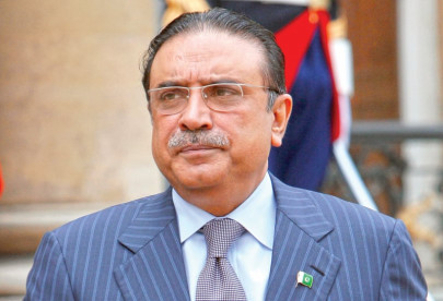 clamping down zardari warns party leadership to set the house in order clamping down zardari warns party leadership to set the house in order