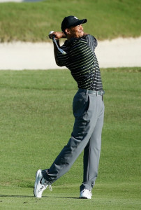 hero world challenge woods struggles to five over par on return