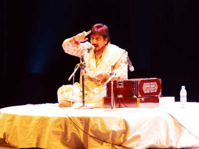 classical music sets the tone for the night classical music sets the tone for the night