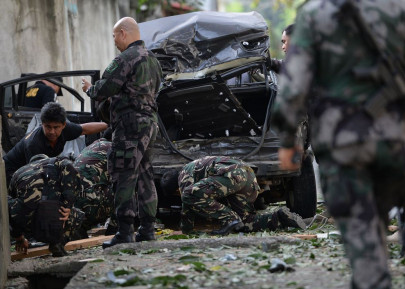 breakaway group blamed for deadly philippine bombing